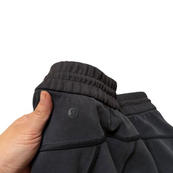 Lululemon Softstreme High Rise Pants Size 4 - Picture 3 of 6